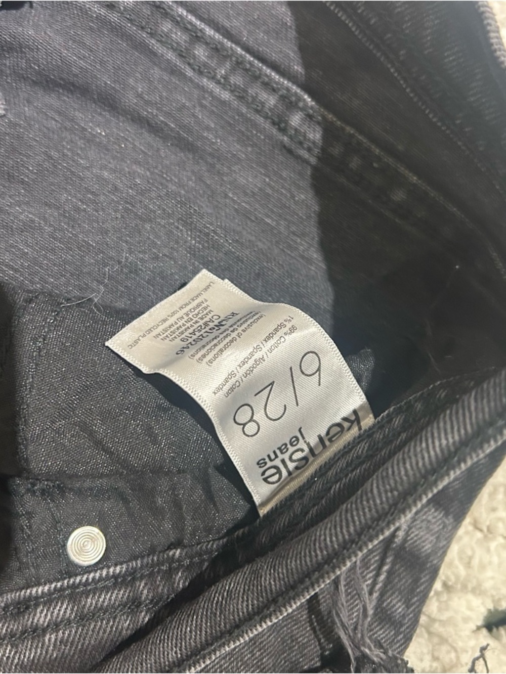 High-Rise Black Wide Leg Jeans - Picture 3 of 4